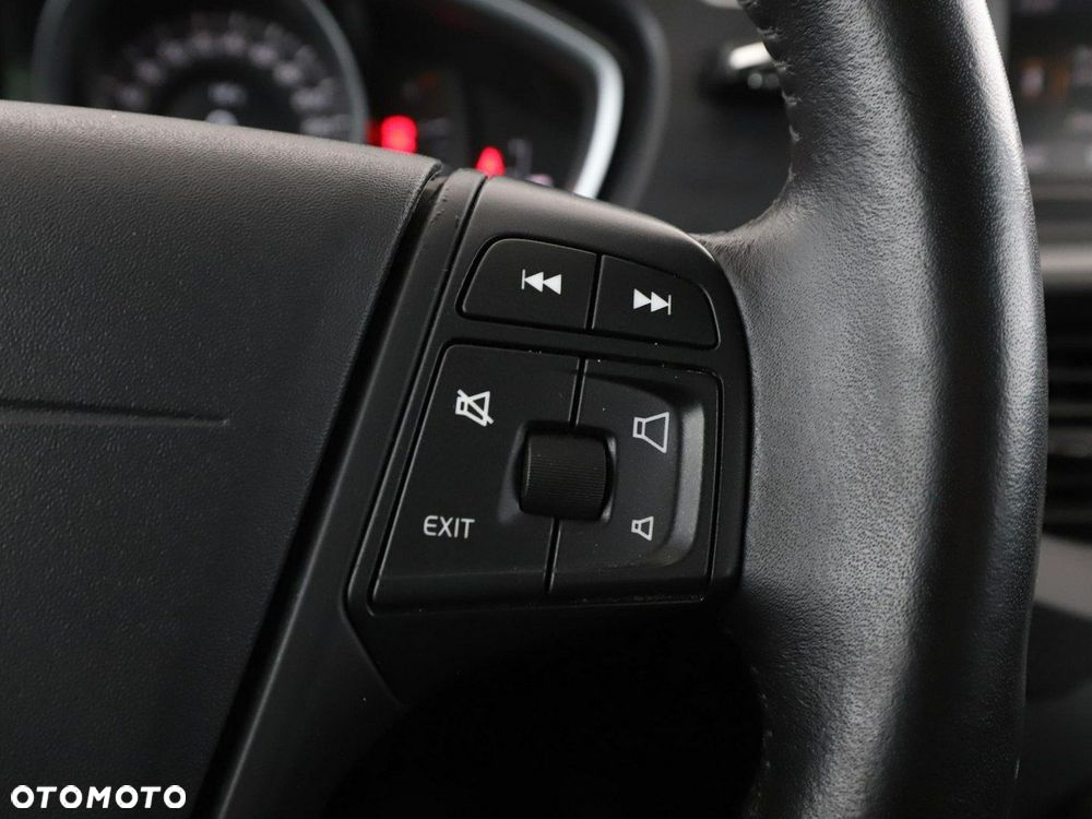 Volvo V40 D2 Kinetic - 28