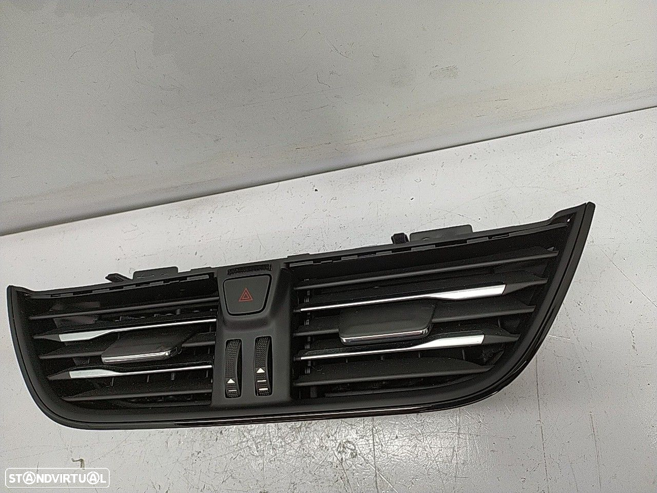 Saida Ar Central / Difusor Ford Focus Iv Turnier (Hp) - 5