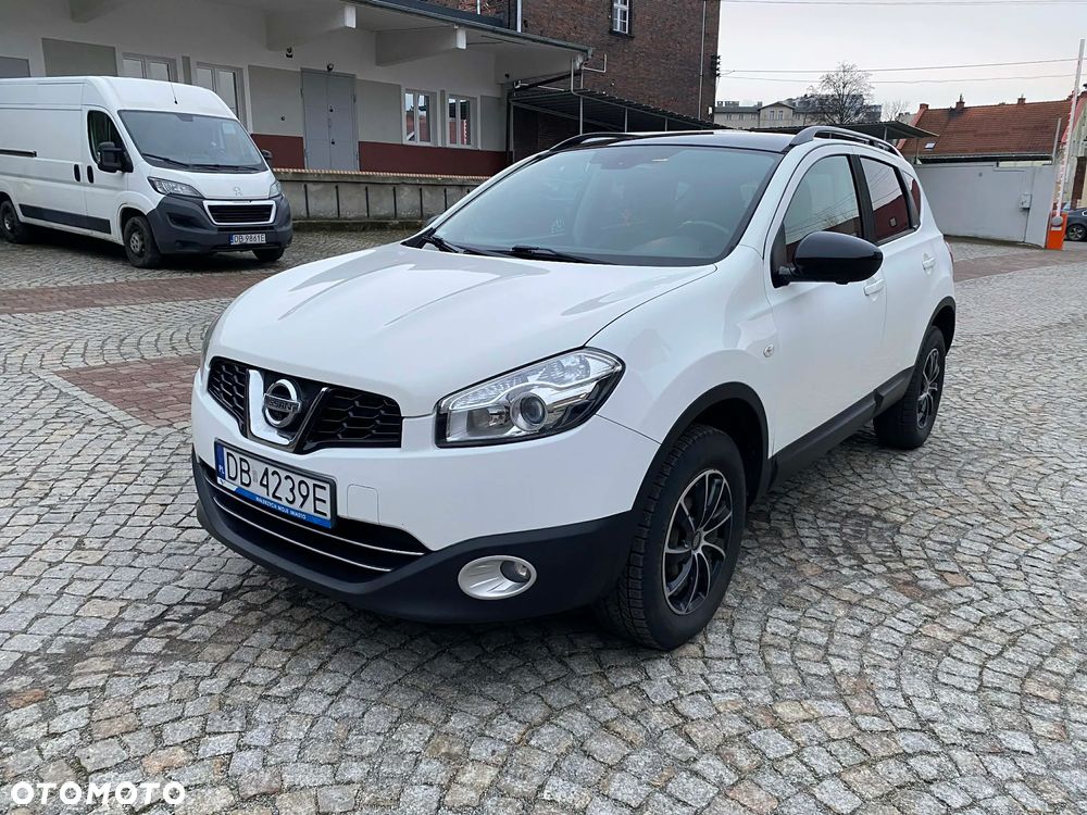 Nissan Qashqai 2.0 4x4 360 - 1