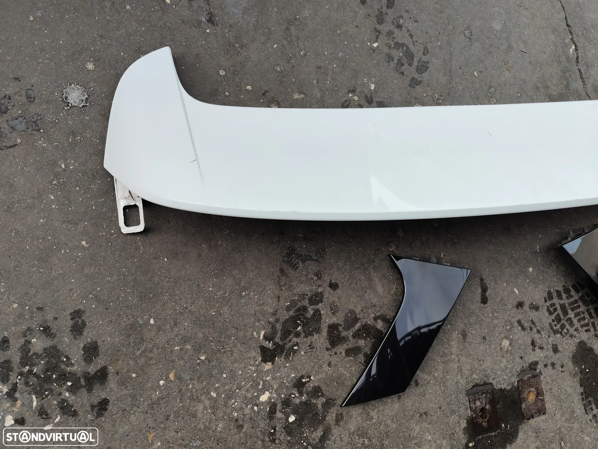 RENAULT CLIO 5 V AILERON SPOILER TRAS - SP009 - 2