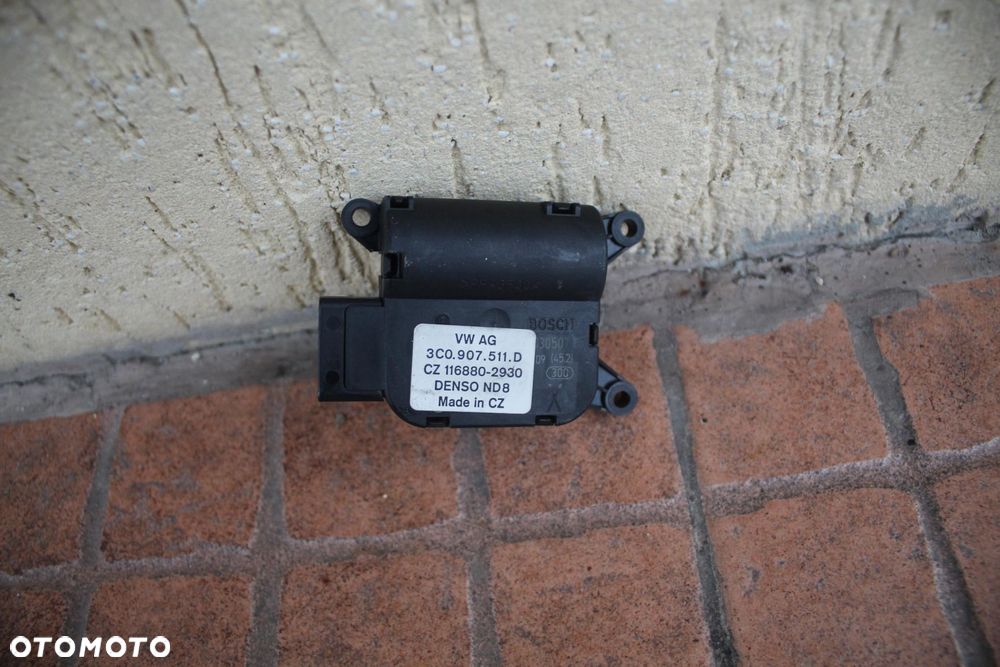 SILNICZEK NAGRZEWNICY VW PASSAT B6 3C0907511D - 1