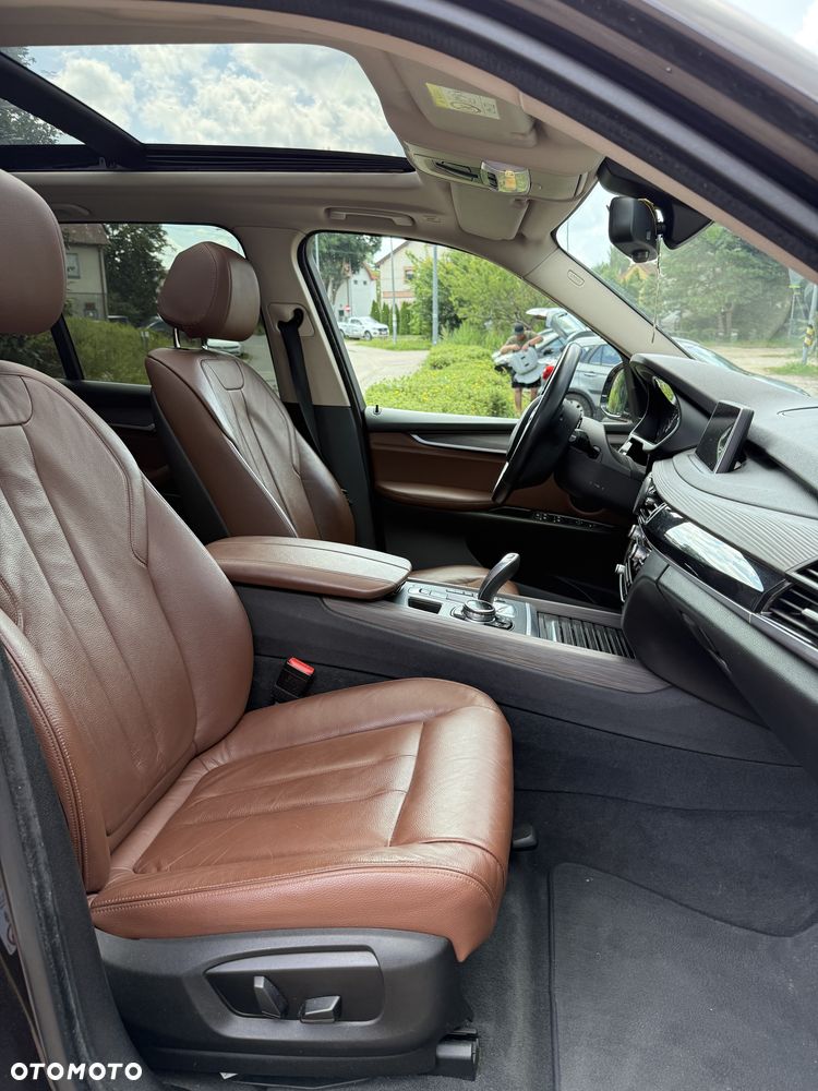 BMW X5 xDrive25d - 13
