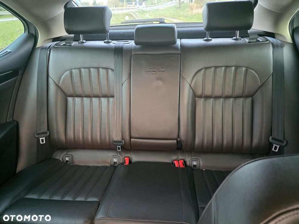 Skoda Superb 2.0 TDI 4x4 L&K DSG - 15