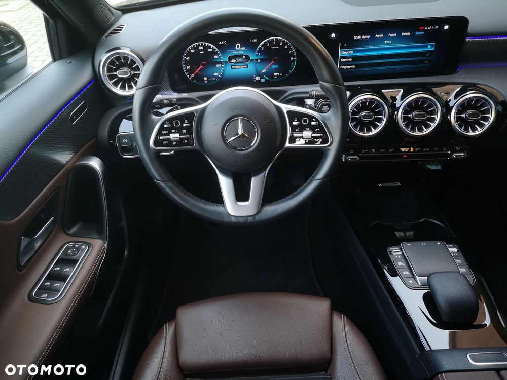 Mercedes-Benz Klasa A 250 e PHEV Progressive 8G-DCT - 9