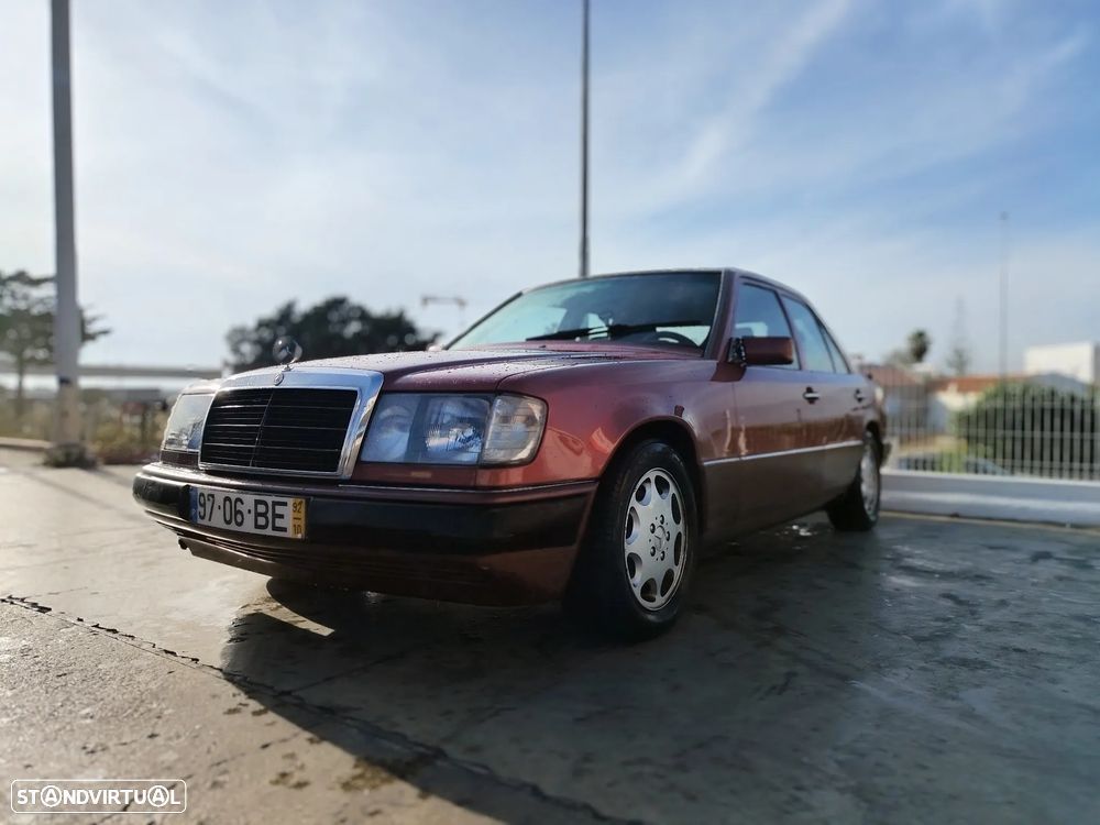 Mercedes-Benz W124