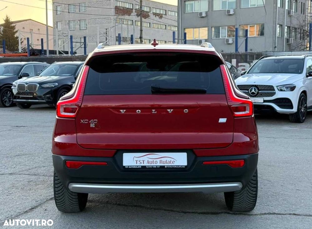 Volvo XC 40 Recharge T4 Twin Engine AT7 Inscription Expression - 7