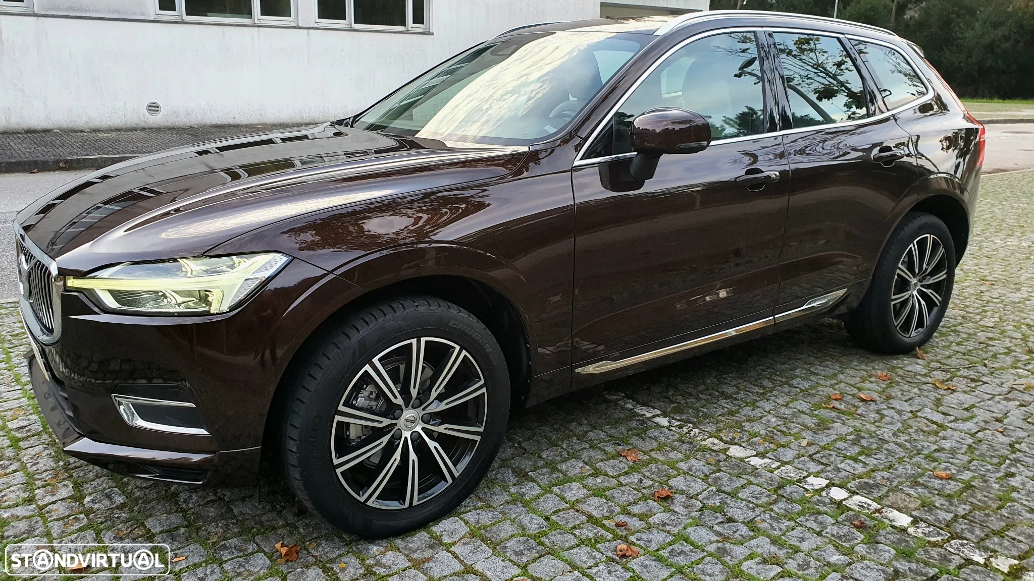 Volvo XC 60 2.0 D4 Inscription AWD Geartronic - 14
