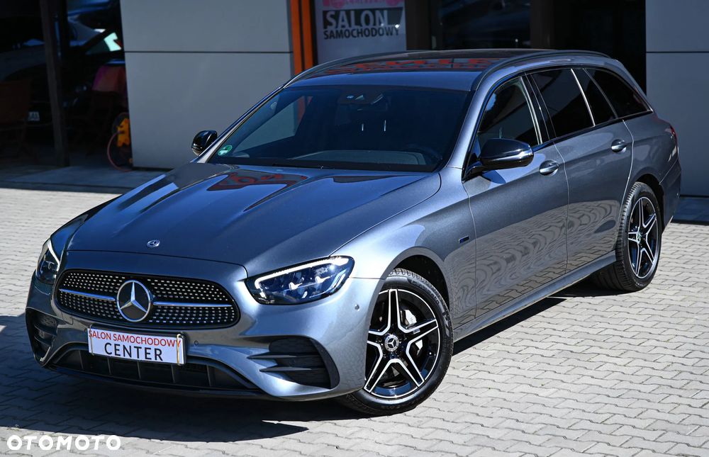 Mercedes-Benz Klasa E 300 de 4Matic 9G-TRONIC AMG Line - 40