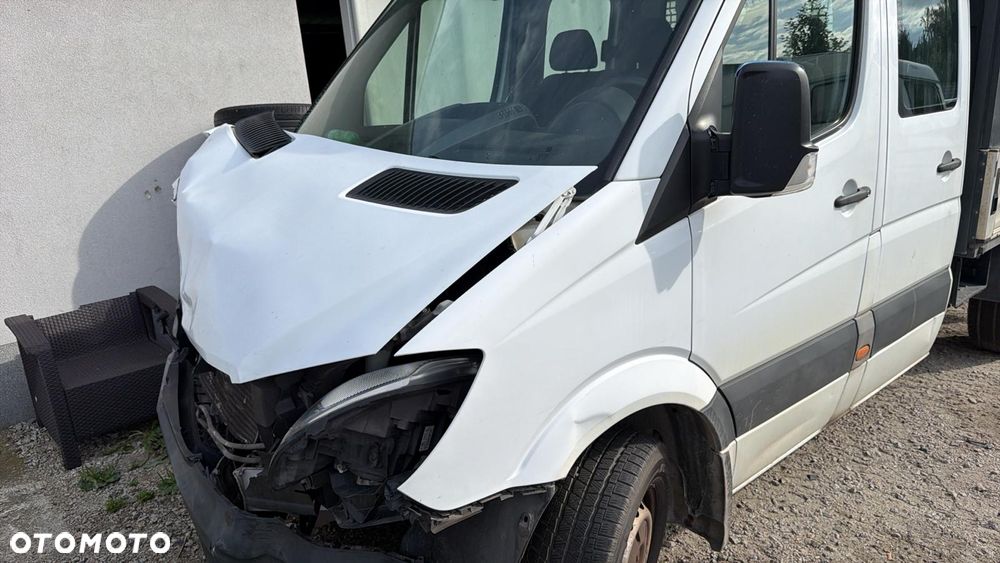 Mercedes-Benz Sprinter - 12