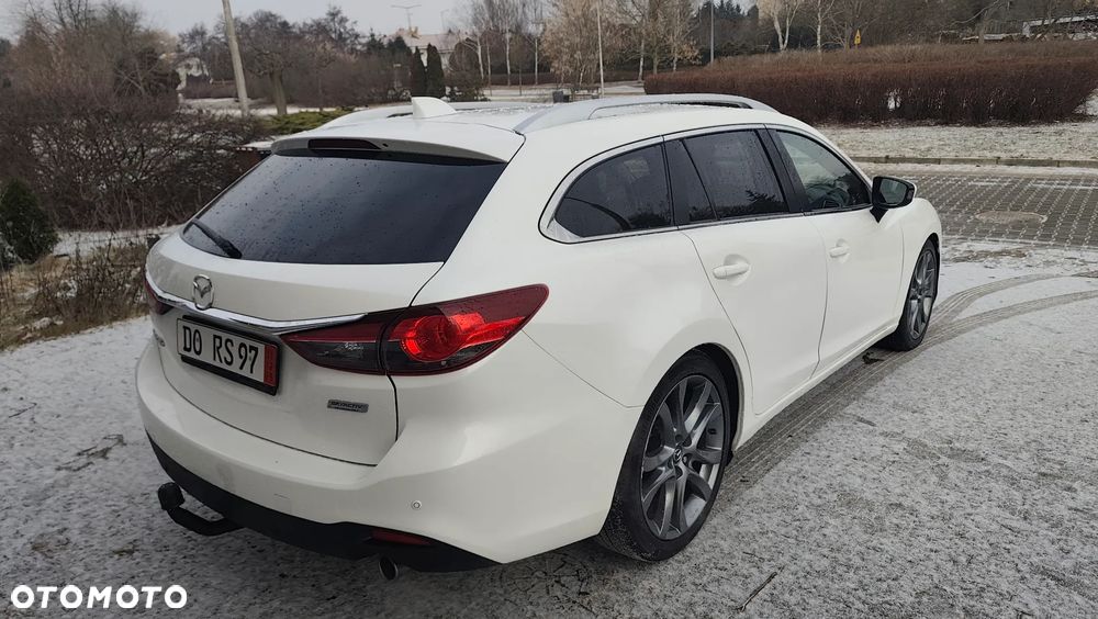 Mazda 6 2.0 Exclusive + - 15