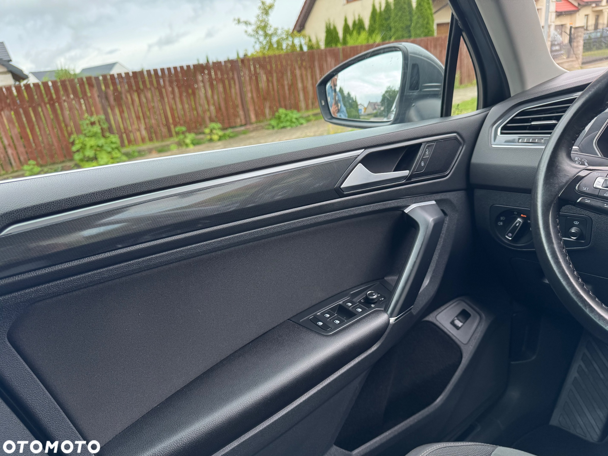 Volkswagen Tiguan - 24