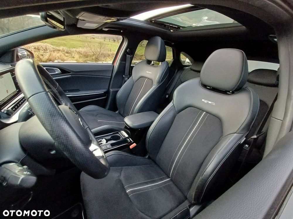 Kia ProCeed 1.4 T-GDI GT Line - 18