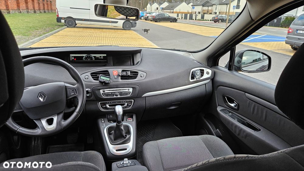Renault Scenic 1.5 dCi Tech Run EDC - 7