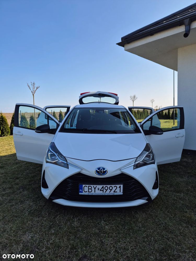 Toyota Yaris Hybrid 100 Active EU6 - 5
