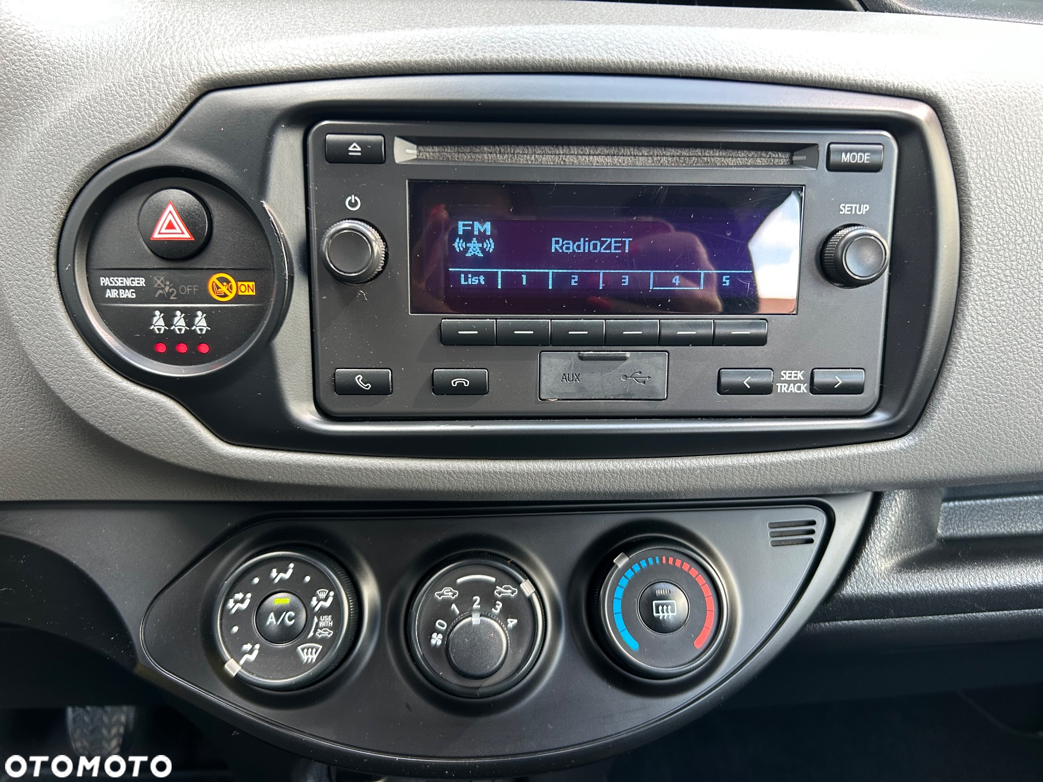 Toyota Yaris 1.0 Active - 12