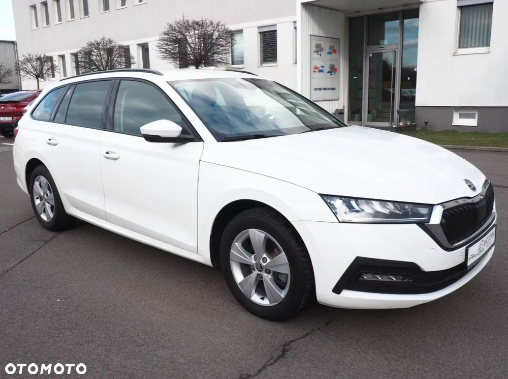 Skoda Octavia 2.0 TDI Drive Selection DSG - 1