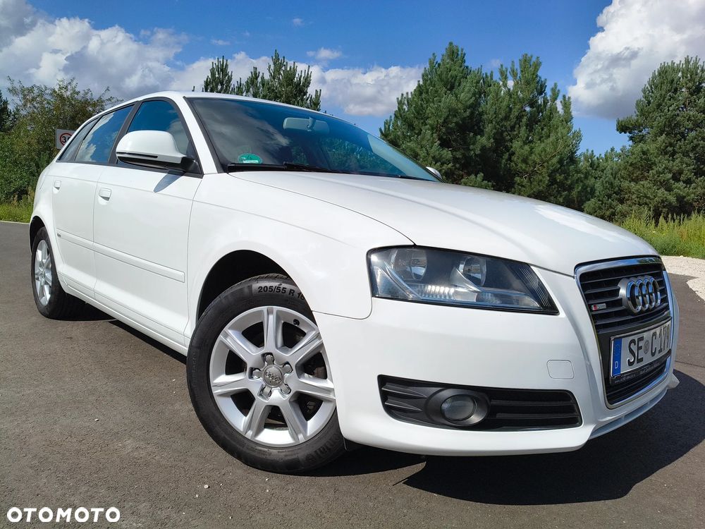 Audi A3 Sportback 1.4 TFSI S Line Sportpaket plus - 1