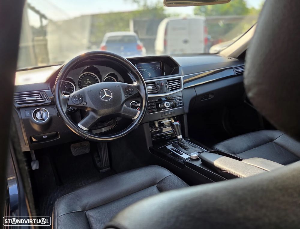 Mercedes-Benz E 250 CDi Elegance BlueEfficiency Auto. - 13