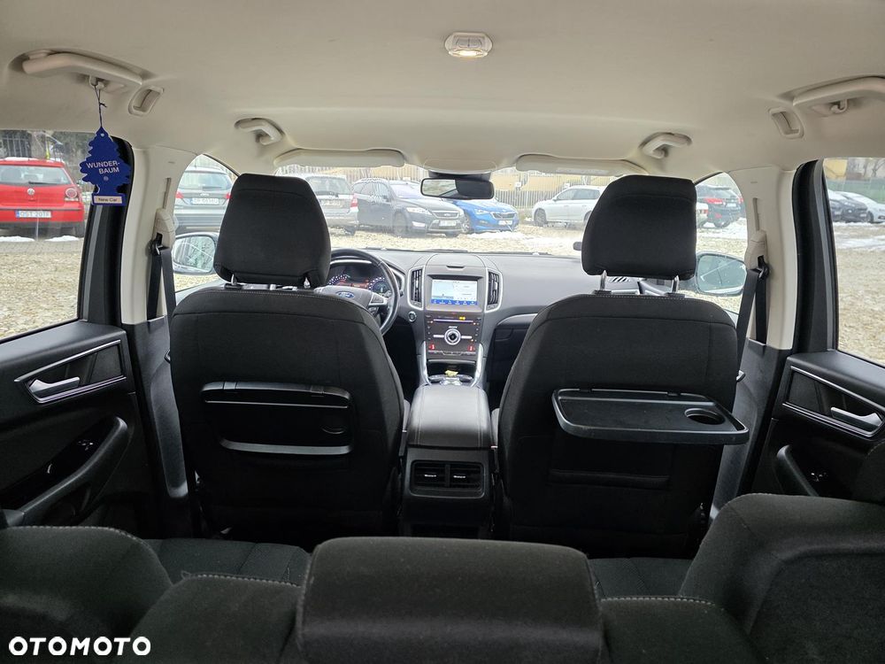 Ford S-Max 2.0 EcoBlue Titanium - 24