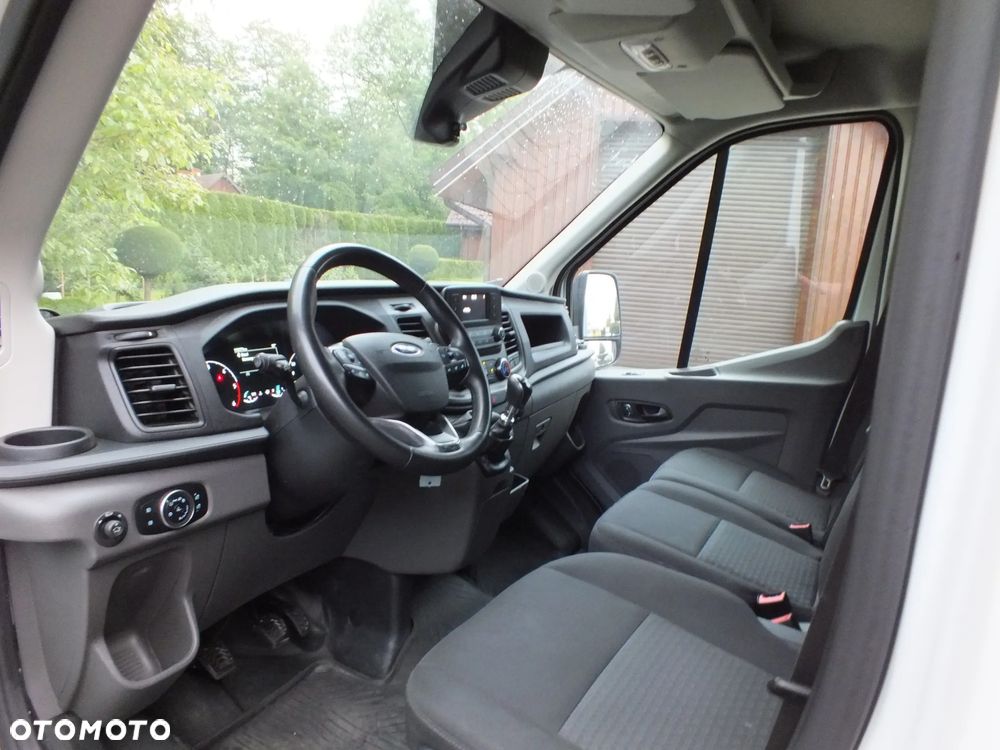 Ford Transit - 18