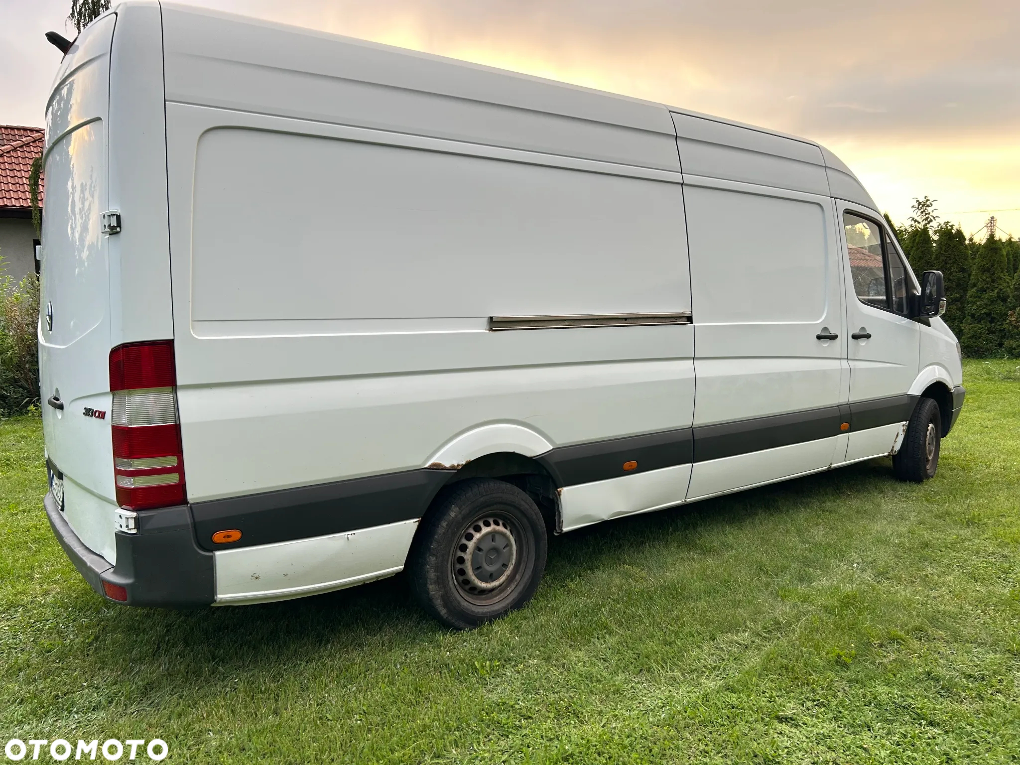 Mercedes-Benz SPRINTER - 4