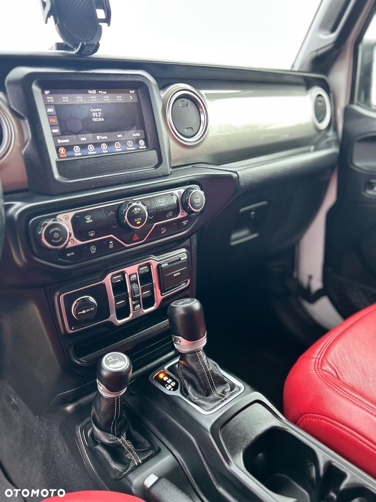 Jeep Wrangler 2.0 T-GDI Hardtop AWD Automatik Sahara - 15