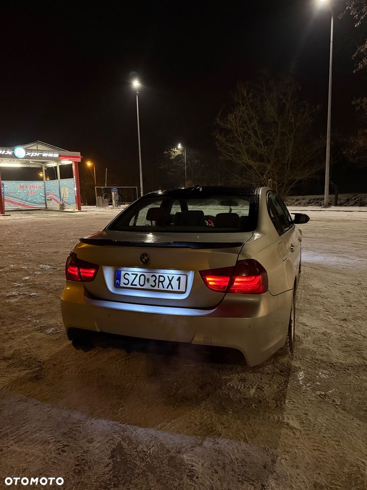 BMW Seria 3 320d - 12