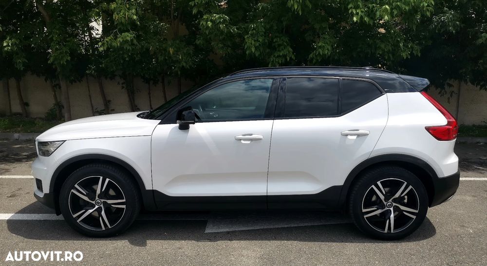 Volvo XC 40 D4 AWD R-Design - 8