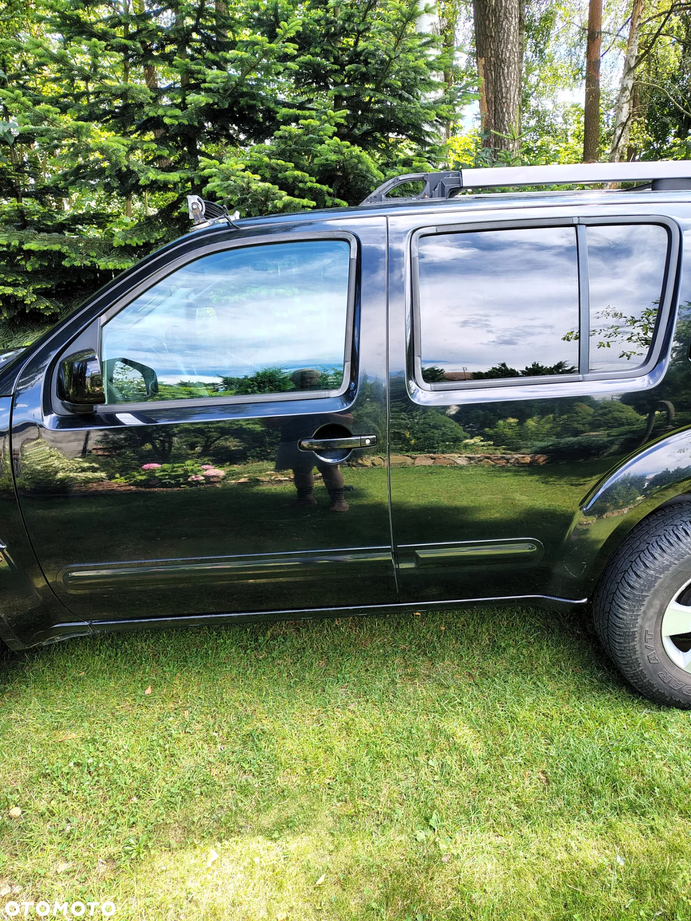 Nissan Pathfinder 4.0 V6 LE - 8