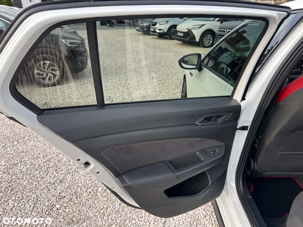 Volkswagen Golf 2.0 TSI OPF DSG GTI - 19