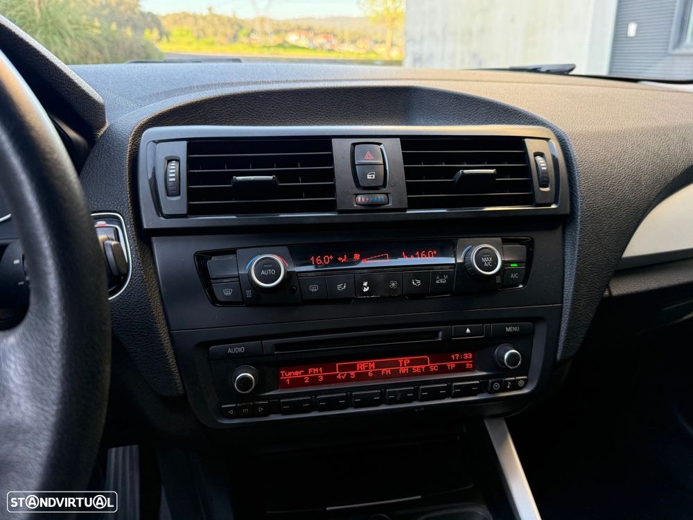 BMW 116 d EfficientDynamics - 12