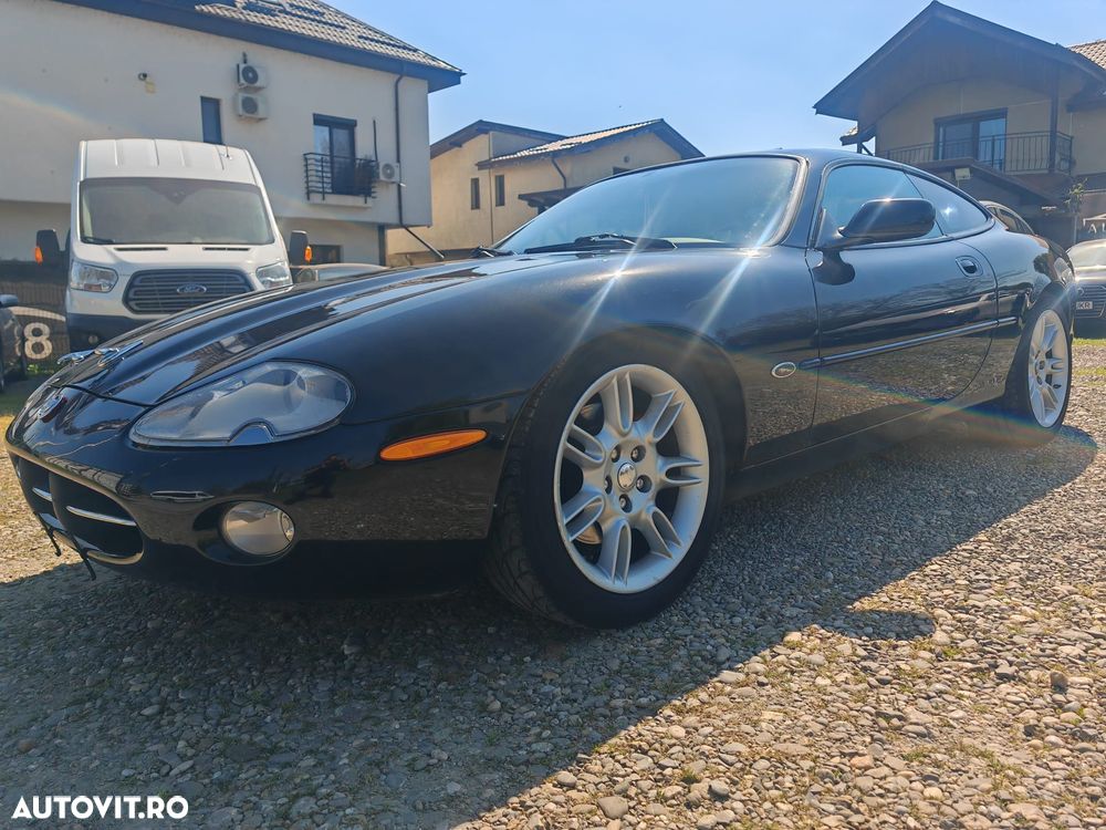 Jaguar XK - 2