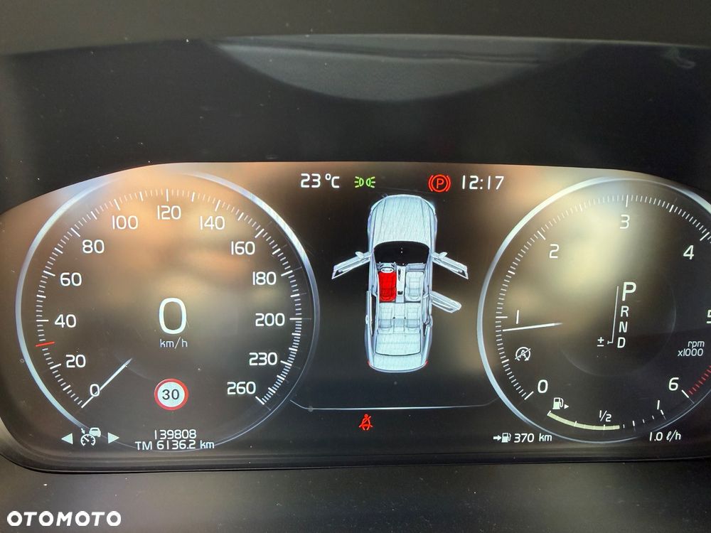 Volvo S90 D5 SCR AWD Momentum Pro - 17