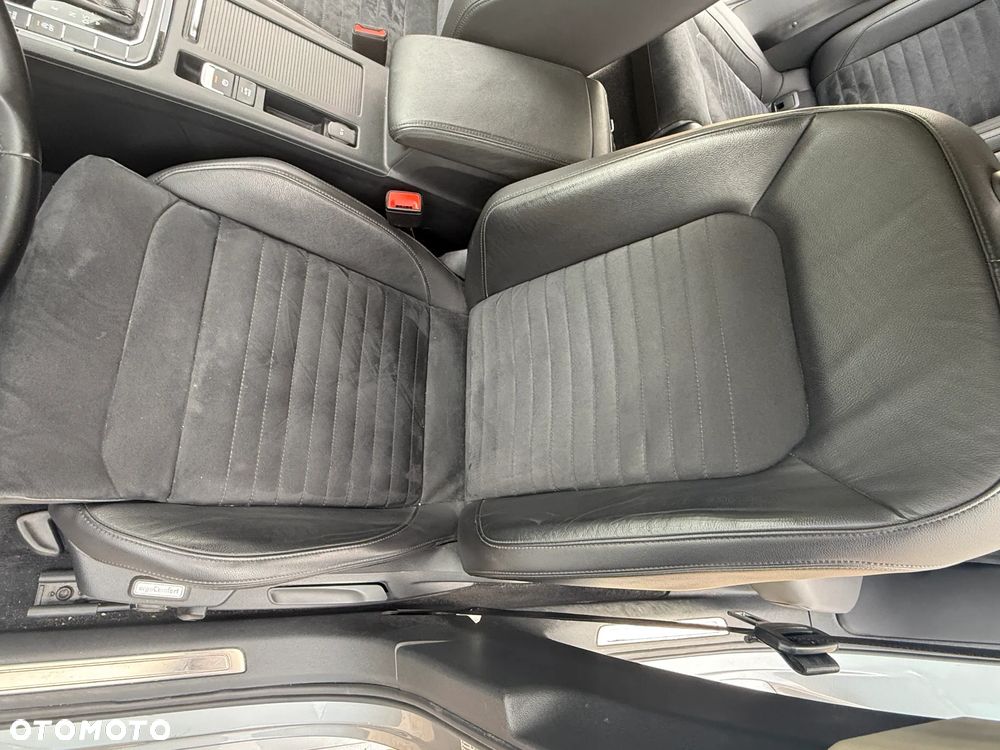 Volkswagen Passat - 13