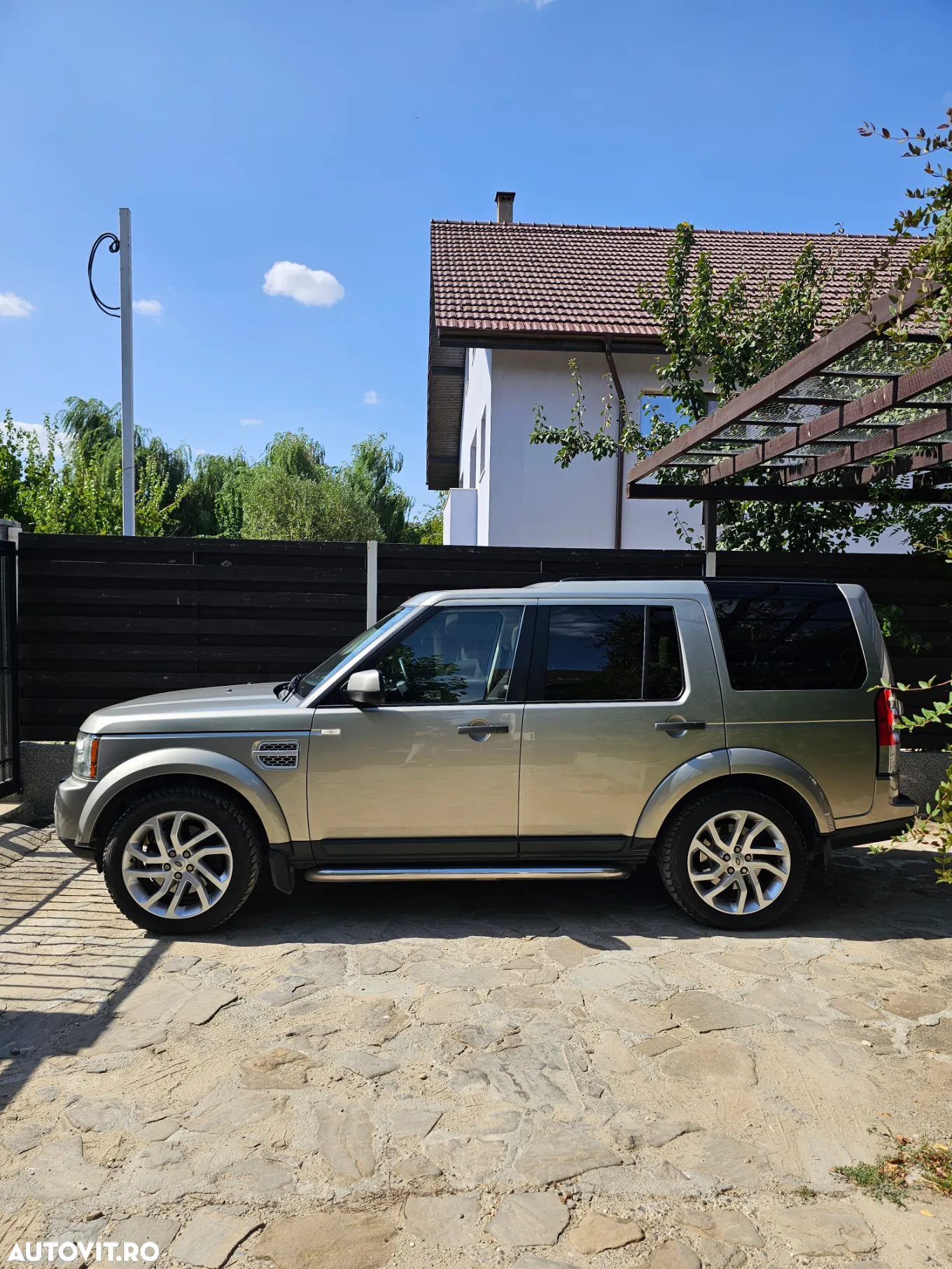 Land Rover Discovery 3.0i TD HSE Aut. - 8
