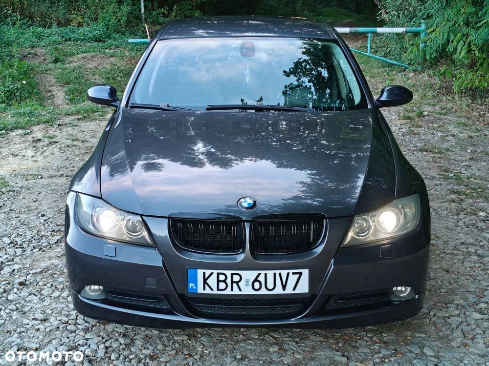 BMW Seria 3 318i - 2
