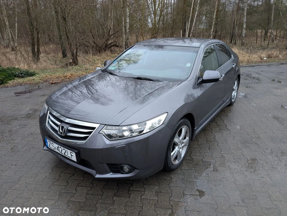 Honda Accord 2.0 Lifestyle - 1