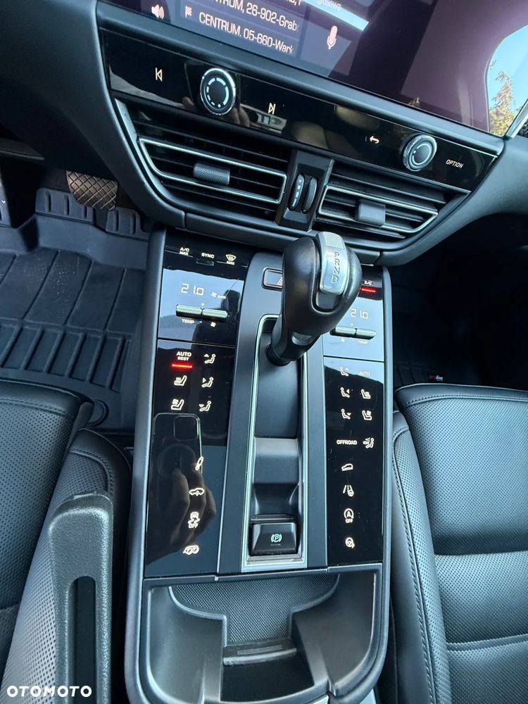 Porsche Macan GTS - 15