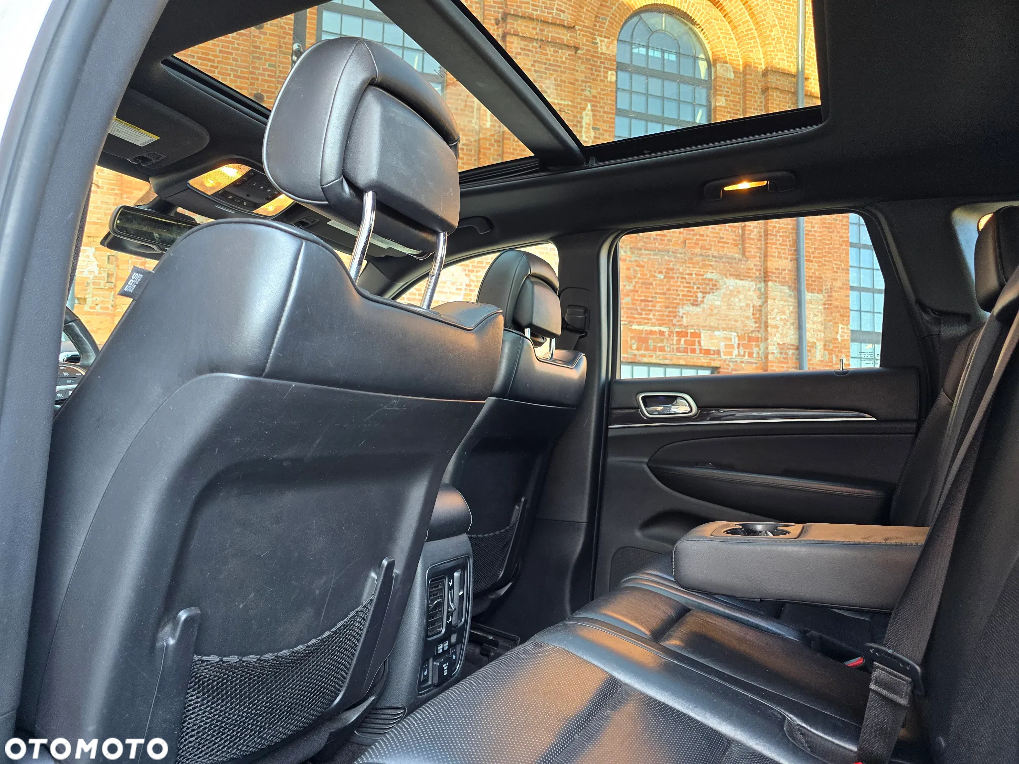 Jeep Grand Cherokee 3.6 V6 Overland Summit - 22