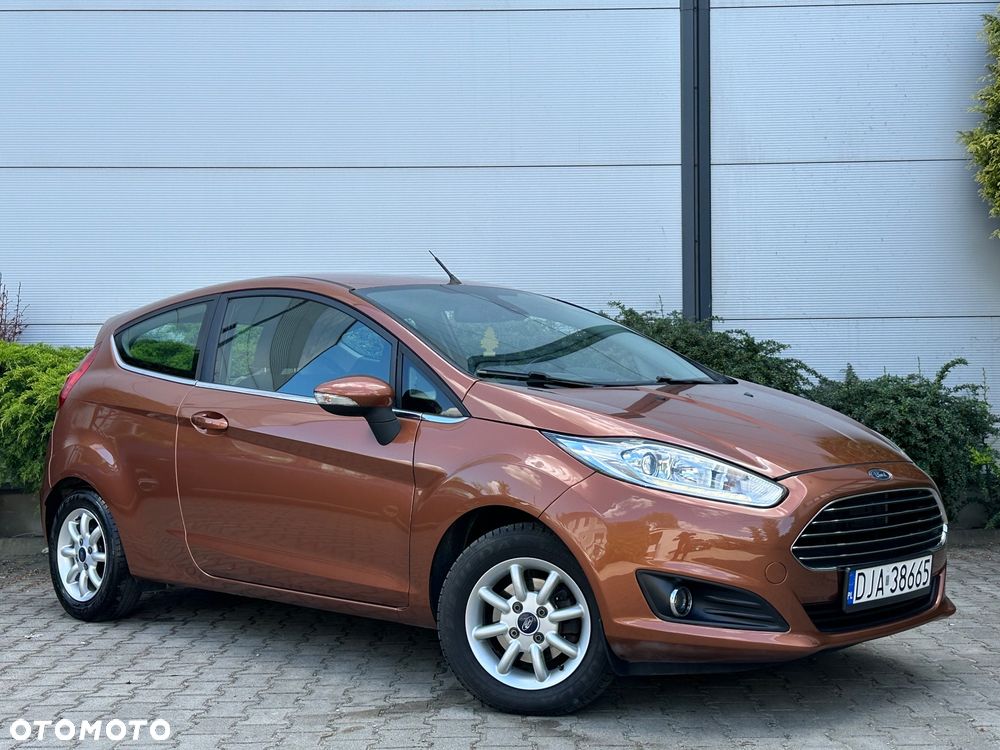 Ford Fiesta 1.25 SYNC Edition - 1