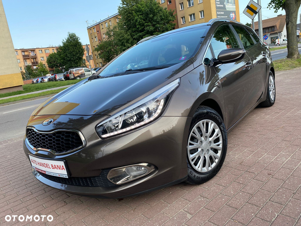 Kia Ceed Cee'd 1.6 GDI Business Line