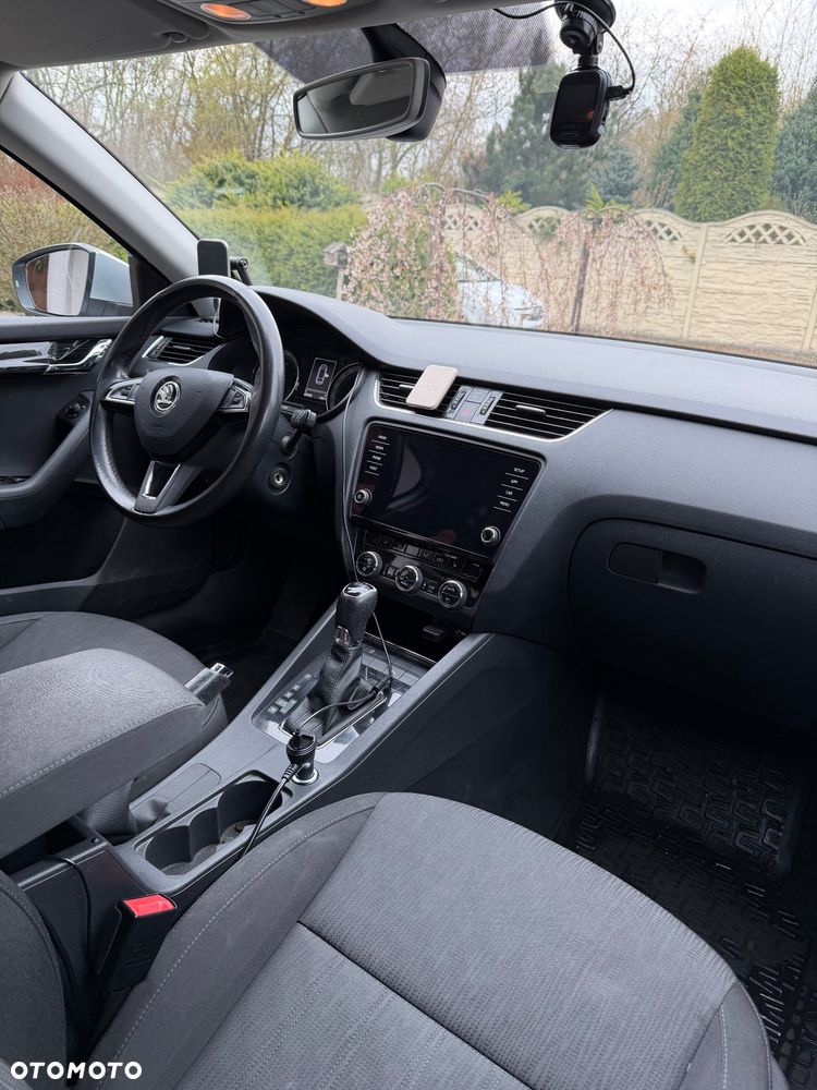 Skoda Octavia 2.0 TDI Style DSG - 7