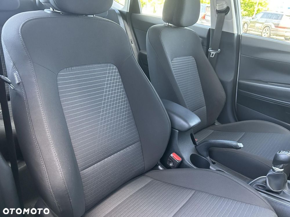 Hyundai i20 1.2 Modern - 19