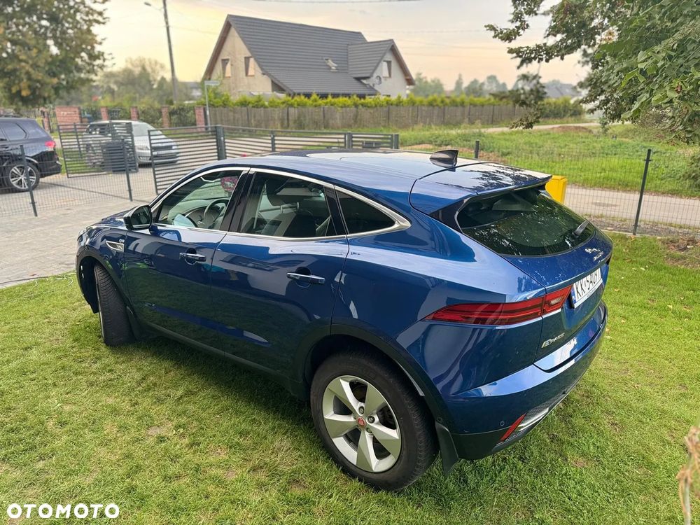 Jaguar E-Pace 1.5 P160 mHEV - 16