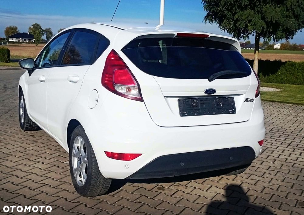 Ford Fiesta - 21