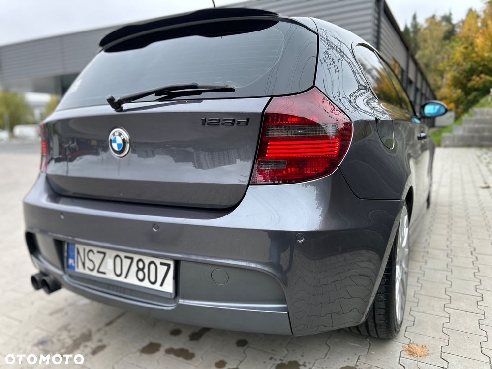 BMW 123D 2008 photo 4