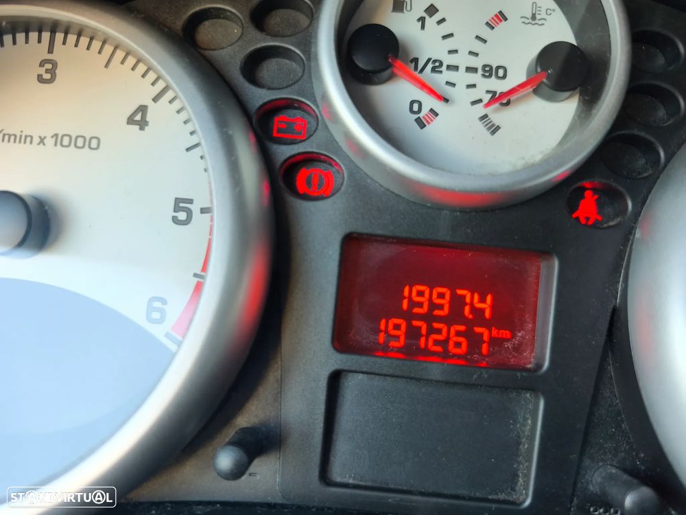 Peugeot 207 1.6 HDi 99g - 10