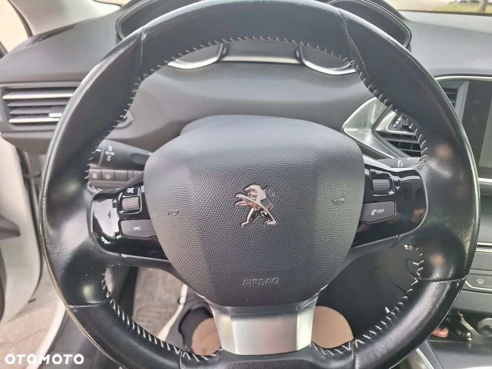 Peugeot 308 1.2 PureTech Active S&S - 12