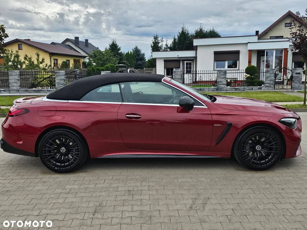 Mercedes-Benz CLE - 32
