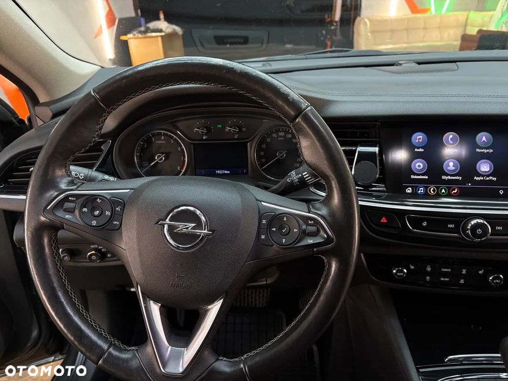 Opel Insignia - 16